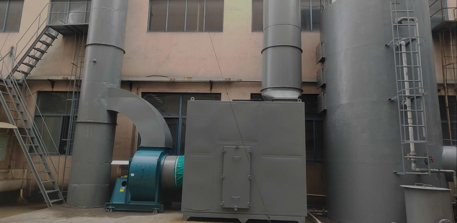 MG冰球游戏灯塔.jpg